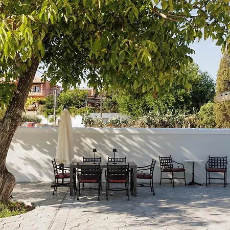 Walnut House - Peaceful Private Garden Willa *